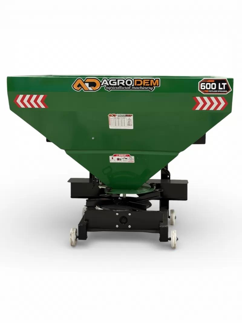 600 Litre Gübre Serpme Makinesi