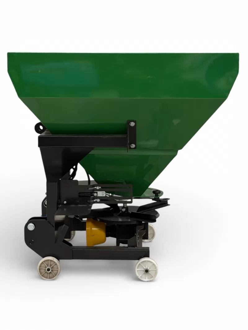 600 Litre Gübre Serpme Makinesi
