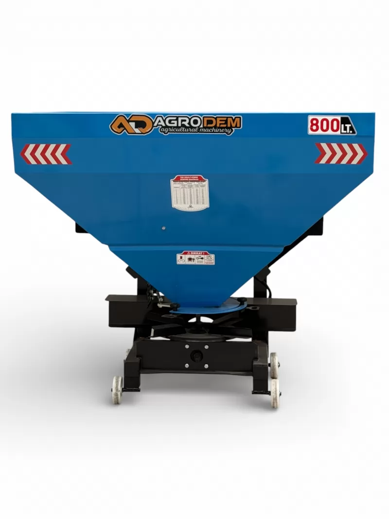 800 Litre Gübre Serpme Makinesi