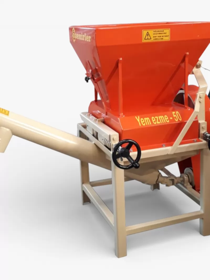 Yem Ezme Makinesi 50\'lik Şaftlı ve Elektrikli - Özenirler